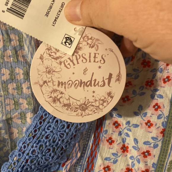 Gypsies & Moondust Croptop NWT Blue Purple Size Medium - Picture 2 of 5